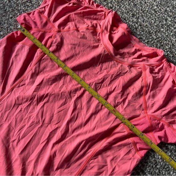 Lululemon Run: Sun Sprinter Short SleeveFlash Light size 10 - Picture 8 of 8